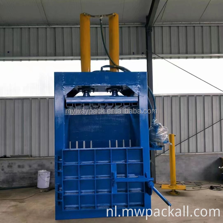 Verticaal type kleine compressie bailer machine hydraulische kompres baler verticale baler